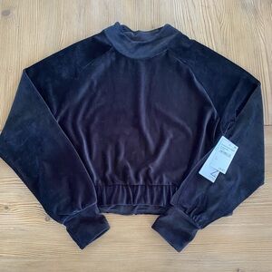 Zella velvet sweatshirt size medium.